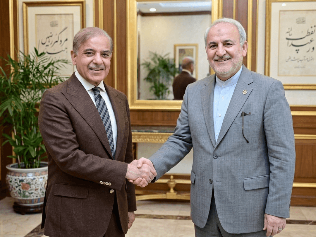 Pakistan Steps Up Backchannel Diplomacy to Revive US-Iran Talks